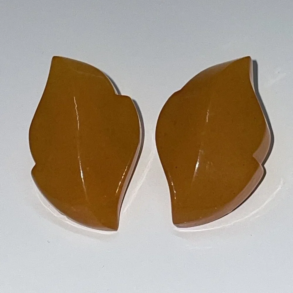 Vintage Kaliningrad USSR Natural Baltic Amber Clip On Earrings Leaf Shape Dangle